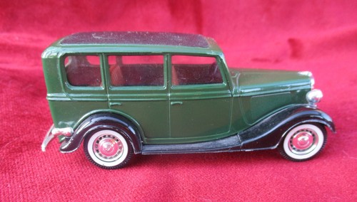 Ford voiture miniature - v8,