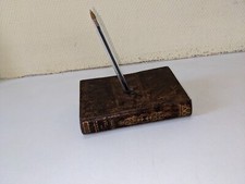 livre ancien-1 livre porte