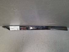 Enjoliveur baie pare brise droit - Honda CRZ 3 portes de 2010 à 2013 - 73162SZT*