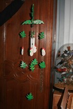 Noël décoration en bois mobile musical forme de sapin et têtes du Père Noel