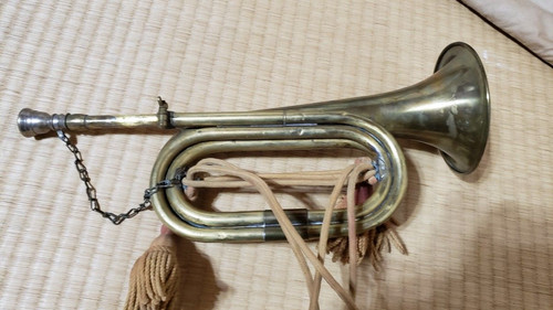 Ancienne trompette bugle