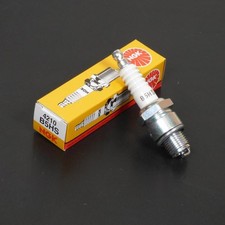 Bougie d'allumage NGK pour Scooter Piaggio 50 Vespa ET2 2000 à 2004 B5HS / 4210