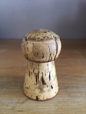 ETUI A BRIQUET EN LIEGE EN FORME DE BOUCHON DE CHAMPAGNE Vintage