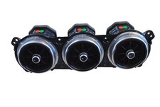 Grille d'aération centrale du