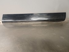 audi Q7 4L 2007 baguette bas de porte AVANT DROIT 4L0853960 NOIR