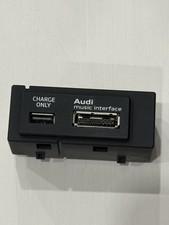 Port USB / AMI Audi A3 S3 RS3 8V0035736B