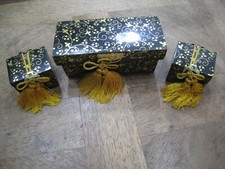 3 meubles miniature un grand