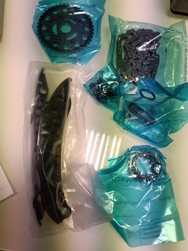 Kit chaine avec - chaine, pignon