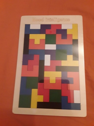 Puzzle bois coloré et - en,