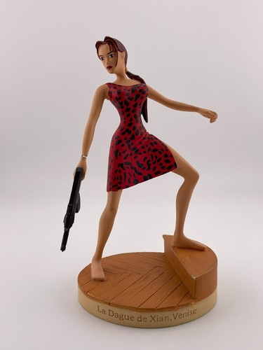 Lara croft tomb raider - tomb,