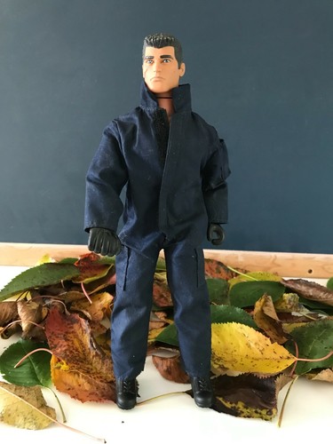 Action man figurine - 👿,