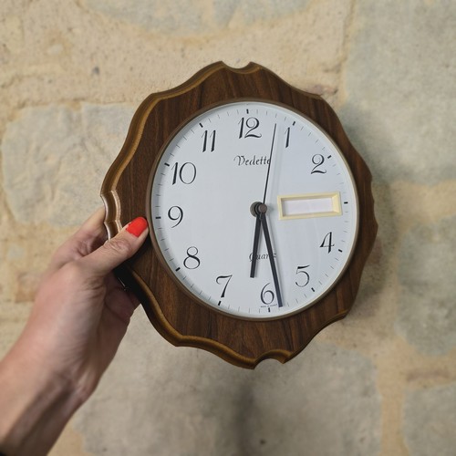 Ancienne horloge murale - ancienne,