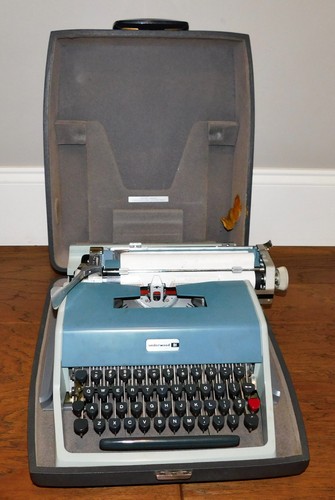 Vintage olivetti underwood 21 - vintage!,