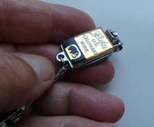 Ancien porte clé Coupe Ongle Café de l' Elephant Noir, Années 60