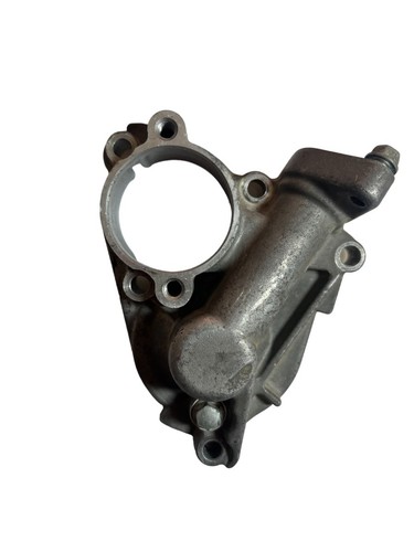 Couvercle pompe eau - pompe, a