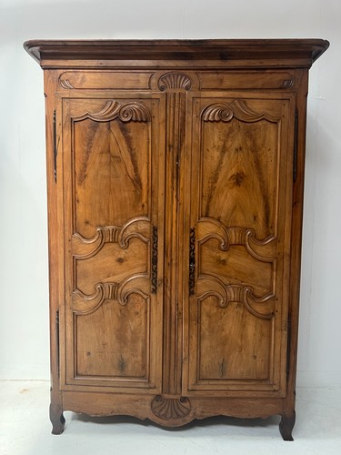 Armoire style louis - xv, en