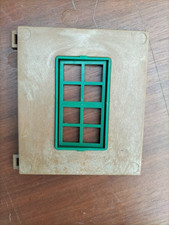 MUR FENETRE  bâtiment western