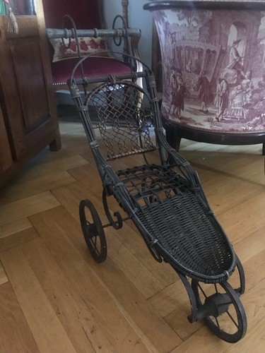 Poussette pour poupée - pour,