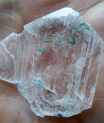 6cms gem atacamite - atacamite, inside