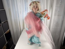 Poupée d'artiste poupée porcelaine Gloria Vanderbilt doll 82 cm. Excellent...