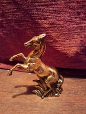 Cheval en laiton, 23 x 21 cm, très bon état,