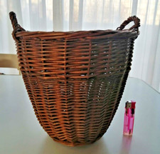 ancien panier en rotin tressé