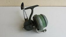 Ancien moulinet de pêche au lancer en mer RU. Fonctionnel.