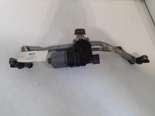 Moteur essuie glace avant