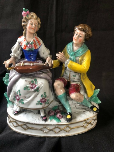 Figurine porcelaine - en,