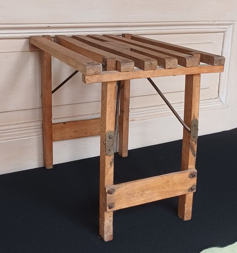 Ancien tabouret pliant - ancien, siège