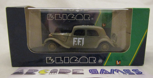 Voiture citroen berline - 1/43,