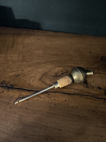 Ancienne doseuse barman - barman, en