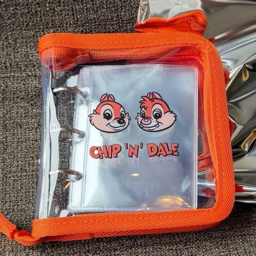 Disponible achat - disponible, à