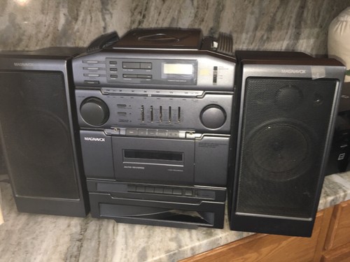 Magnavox boombox cassette - boombox, cd