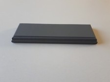 socle en bois peint gris foncé pour figurine ou maquette 22 x 7 cm ép 1,8 cm