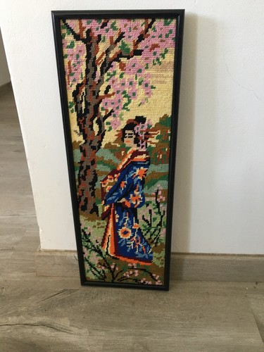 Ancien cadre broderie canevas - broderie,