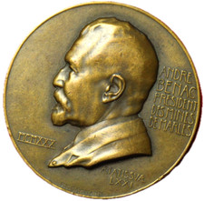 13886 médaille andré - -,