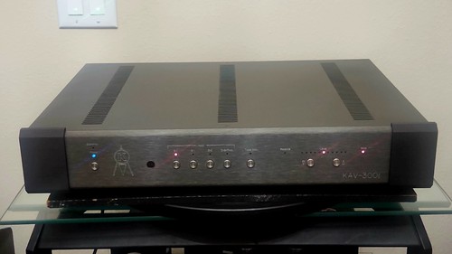 Krell kav 300i - 2, channel
