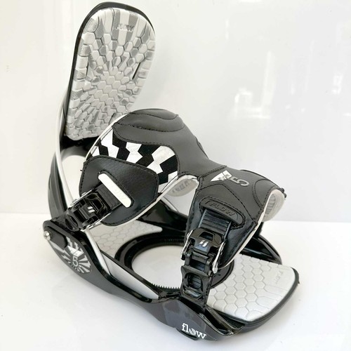 Used flow five snowboard - flow,