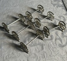 PORTE-COUTEAUX ART DECO EN METAL ARGENTE