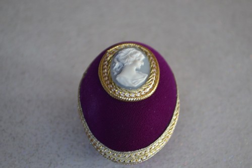 Boite bijoux oeuf - a, style