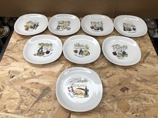Série 8 Assiettes Anciennes