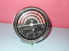 IH TRACTEUR TACHYMÈTRE B250