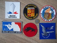 lot 6 écussons militaire