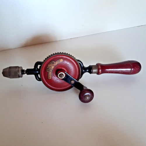 Perceuse chignole ancienne - perceuse,