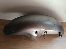 UN GARDE BOUE AVANT MOTO YAMAHA 125 TDR 4FU 5AE