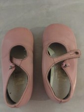 VINTAGE 1980 : CHAUSSURES ENFANT à BOUTONS STARTRITE DE CHEZ TILL ( souvenir )