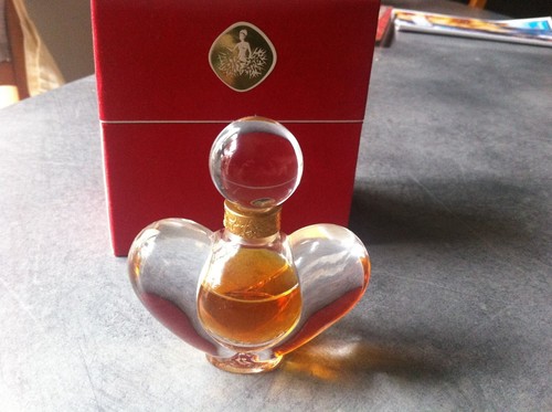 Flacon parfum farouche de - farouche,