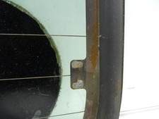 Vitre porte coffre gauche FORD