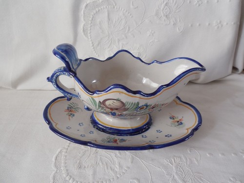 Ancienne sauciere faience - ancienne, en